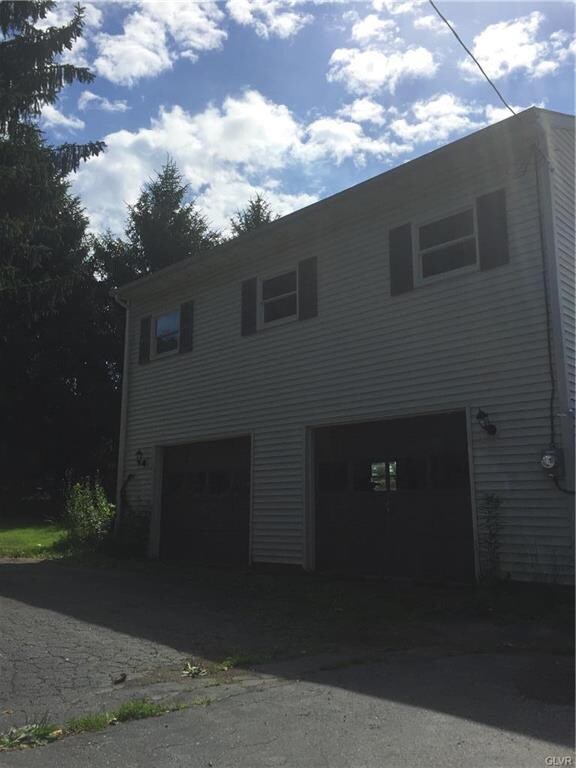 3453 Lanark Rd, Coopersburg, PA 18036 - photo 7