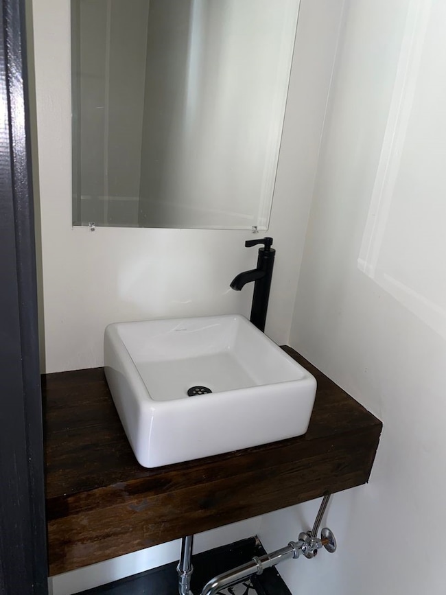 Bathroom with a sink