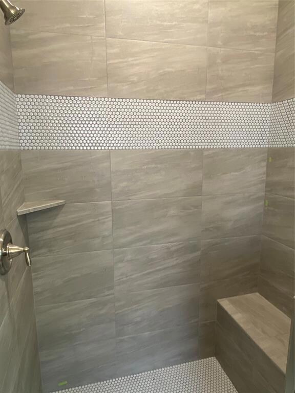 3331 Windcrest Dr, Granbury, TX 76049 - photo 6