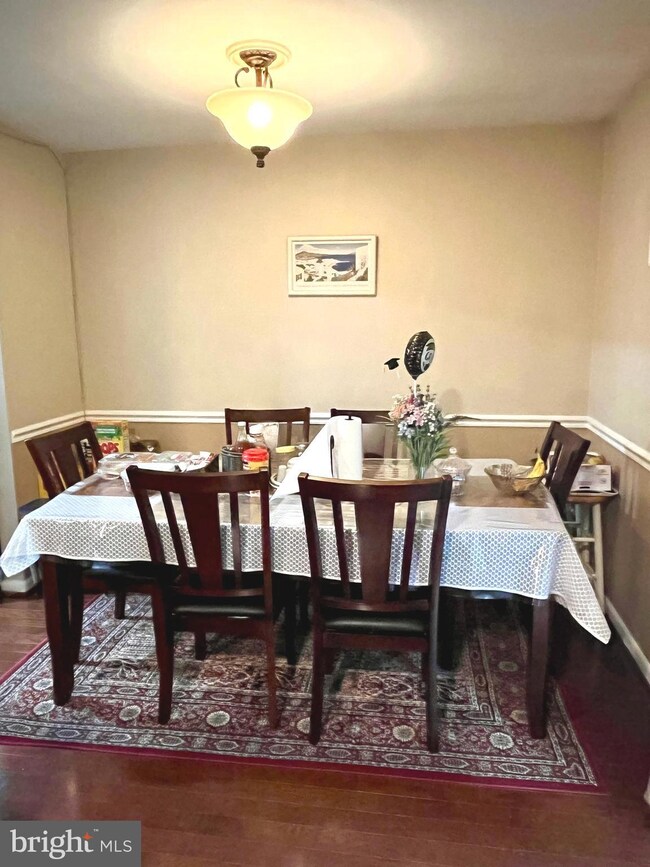 2190 Monaghan Dr, Herndon, VA 20170 - photo 7