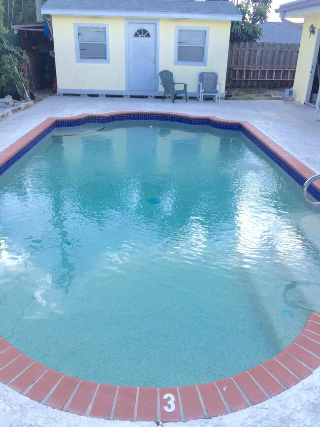 Pool additional view