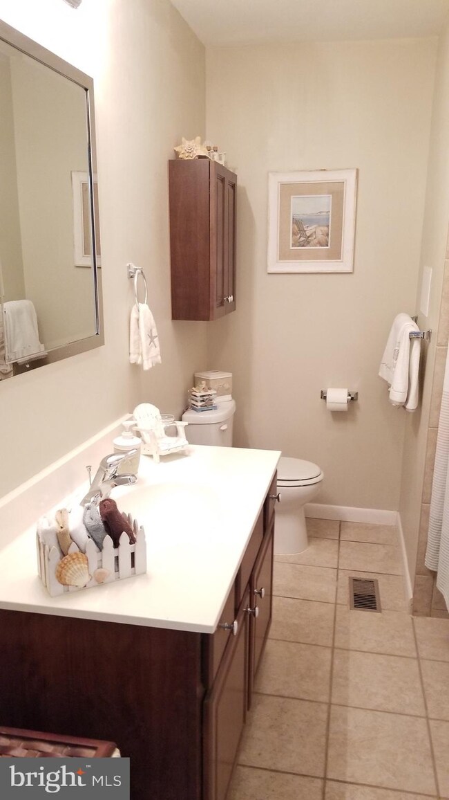 874 Lafayette Dr, Mount Laurel, NJ 08054 - photo 7