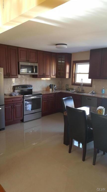 194 Claremont Dr, Tunkhannock Township, PA 18210 - photo 6