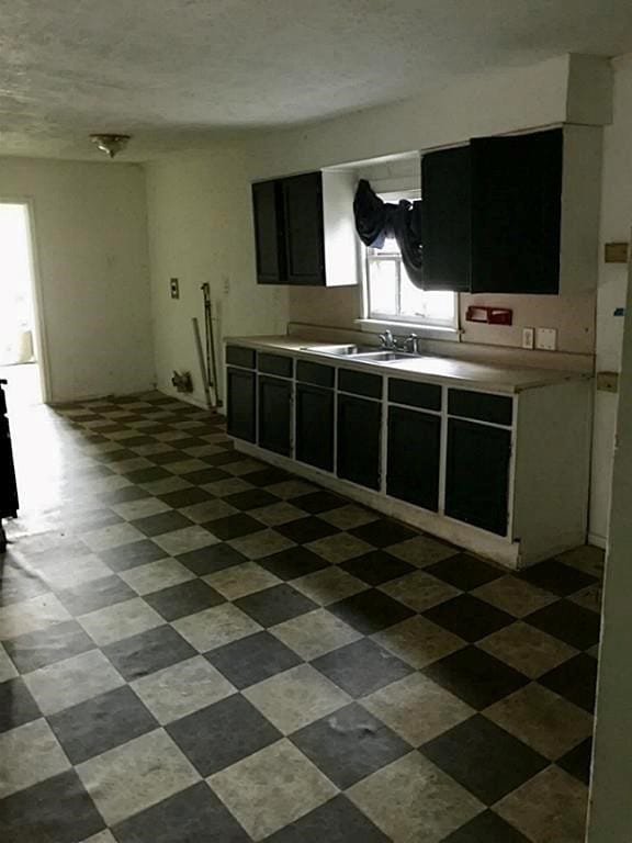 6817 Beachwood St, Houston, TX 77021 - photo 3