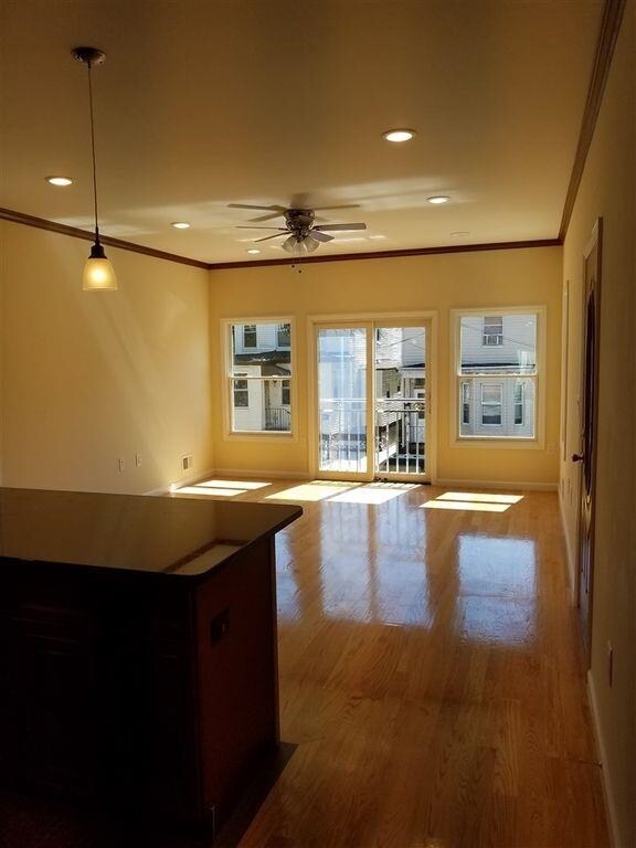 175 Ege Ave unit 1, Jersey City, NJ 07304 - photo 4