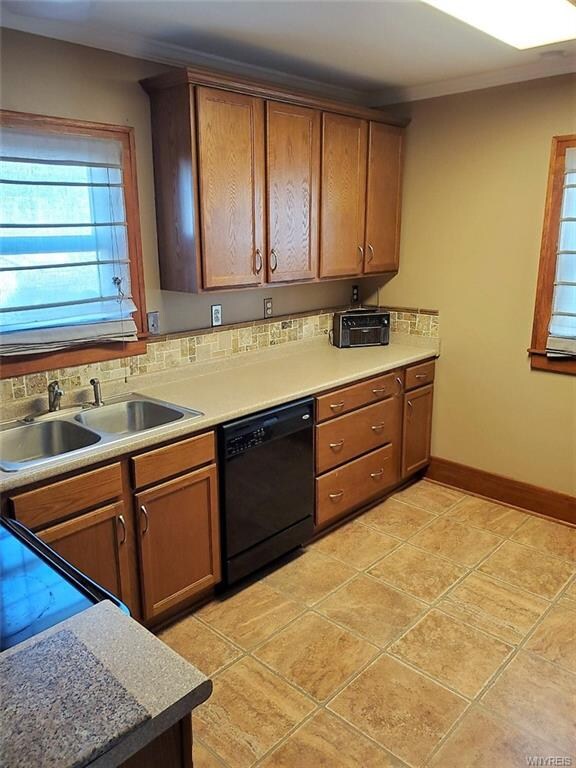 344 Bennett St, North Tonawanda, NY 14120 - photo 5