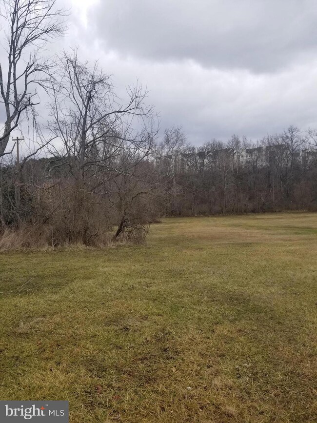 7324 Dogwood Rd, Windsor Mill, MD 21244 - photo 5