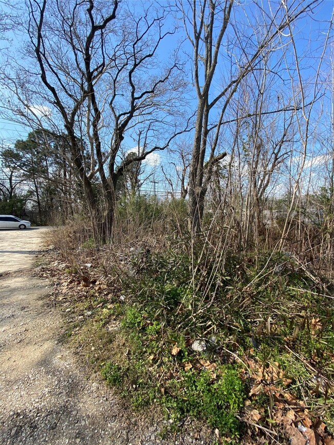 11738 Aldine Westfield Rd, Houston, TX 77093 - photo 5