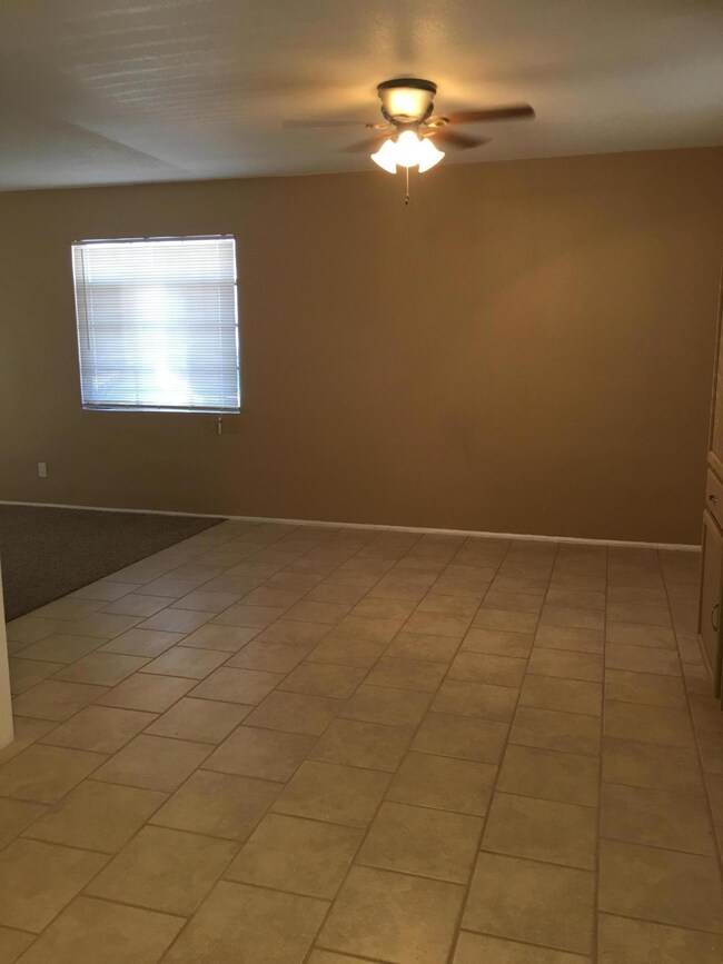 1110 Del Rio St, El Paso, TX 79915 - photo 7