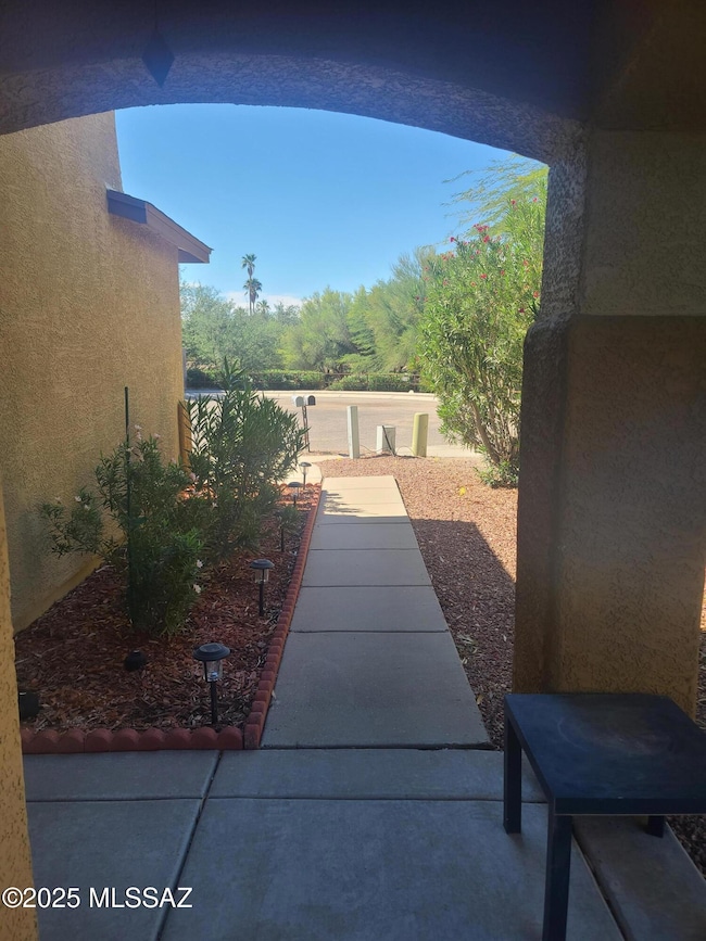 1925 S Mcconnell Dr, Tucson, AZ 85710 - photo 3