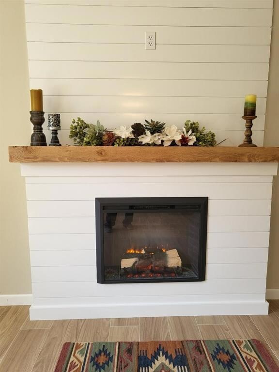 Room details featuring hardwood / wood-style floor