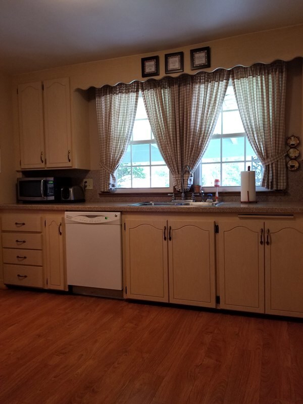 314 Keen Ave, Ashland, OH 44805 - photo 3