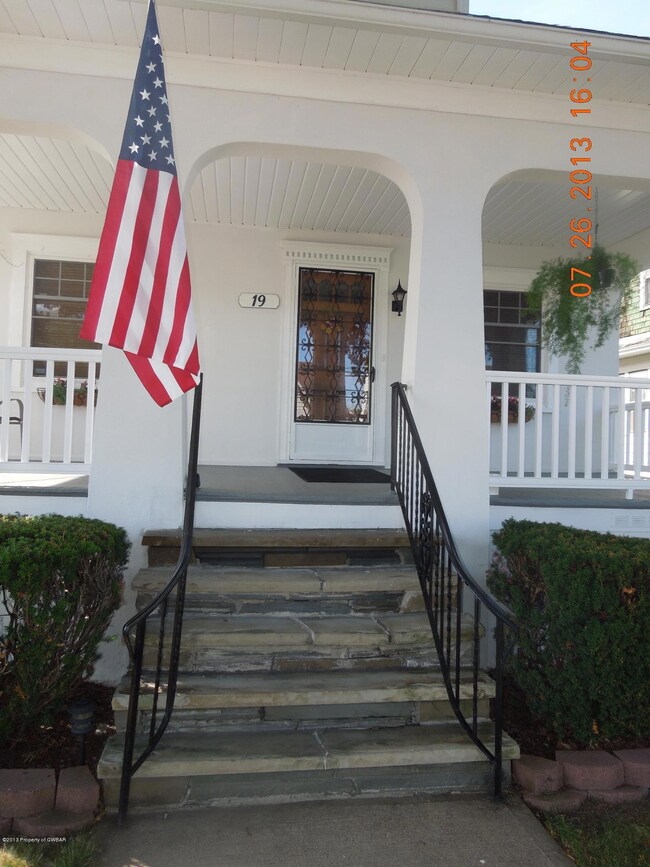 19 3rd Ave, Kingston, PA 18704 - photo 5