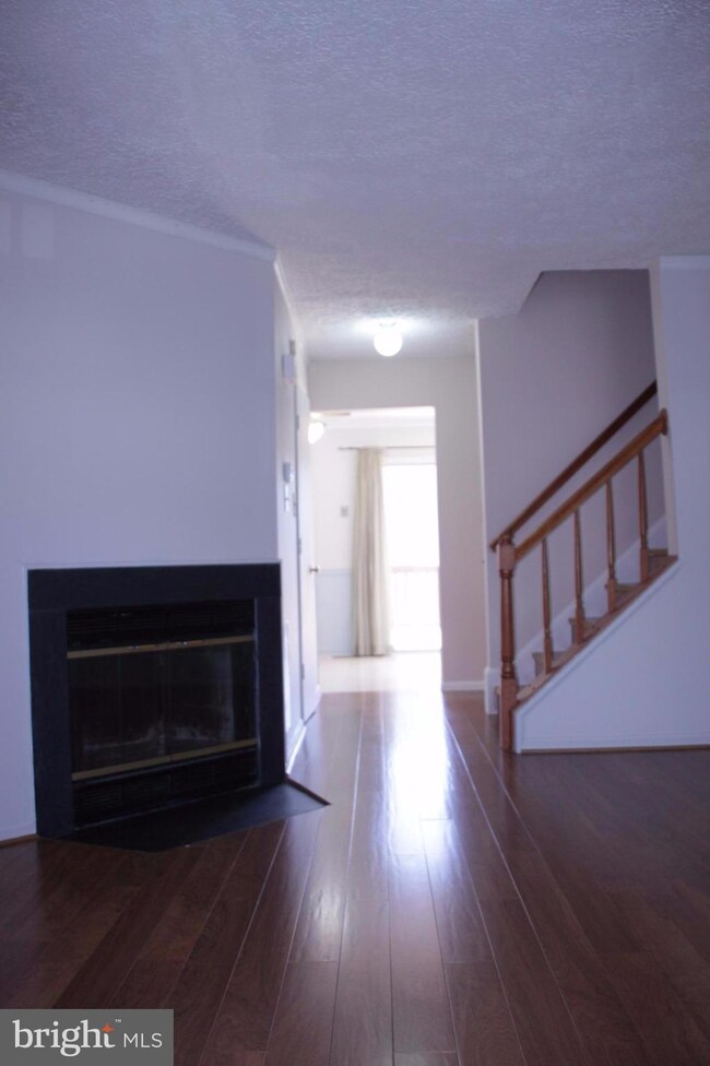 13905 Preacher Chapman Place, Centreville, VA 20121 - photo 4