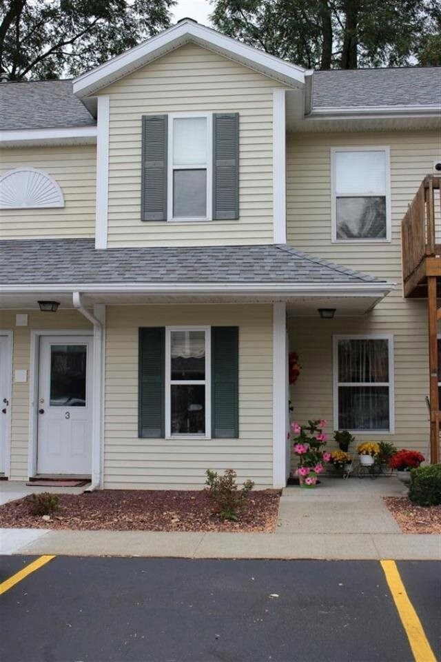 1903 Cambridge Manor Dr unit 1903, Schenectady, NY 12302 - photo 2