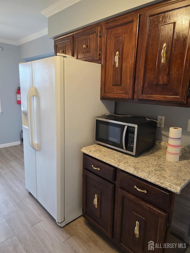 206 Sharon Garden Ct, Woodbridge, NJ 07095 - photo 7