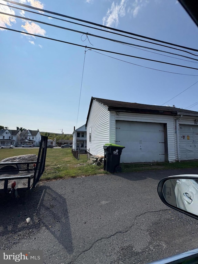 816 Scott St, Kulpmont, PA 17834 - photo 4