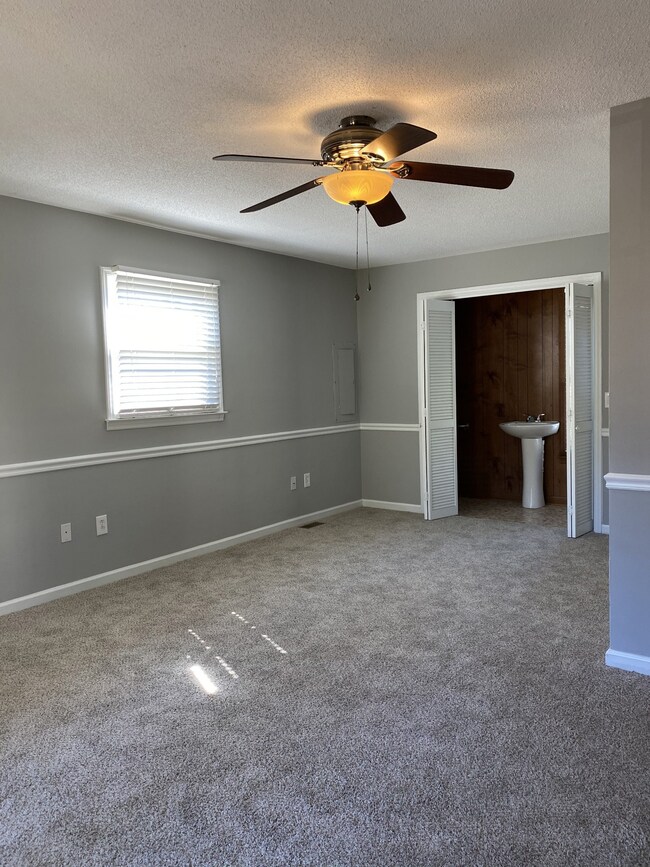 416 Perfection Dr, Shelbyville, TN 37160 - photo 4