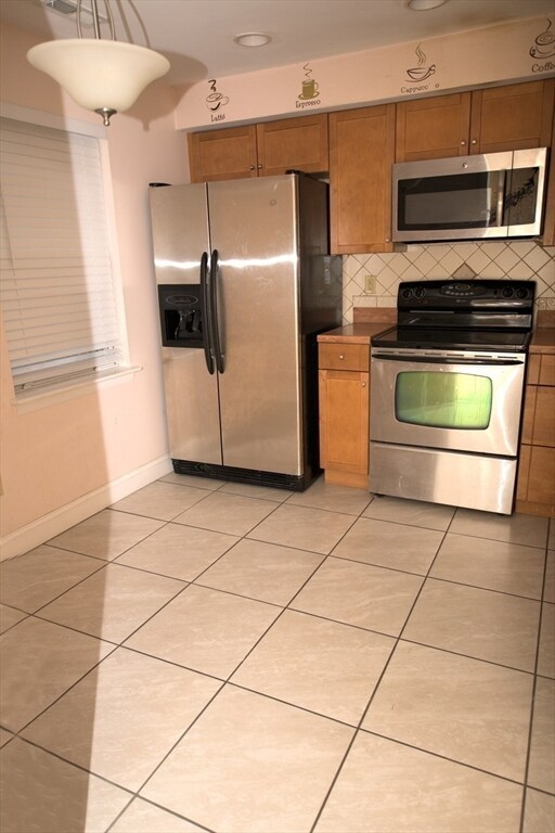 19 Edward Dr unit 19, Stoughton, MA 02072 - photo 6