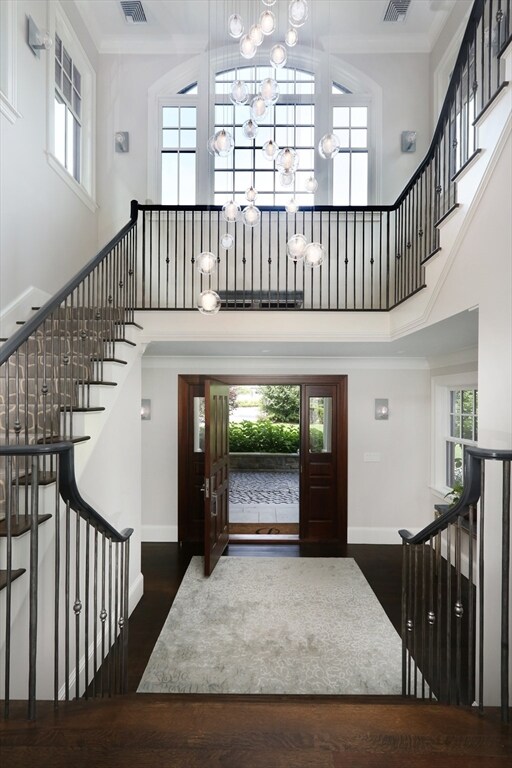 50 Lyman Rd, Chestnut Hill, MA 02467 - photo 2