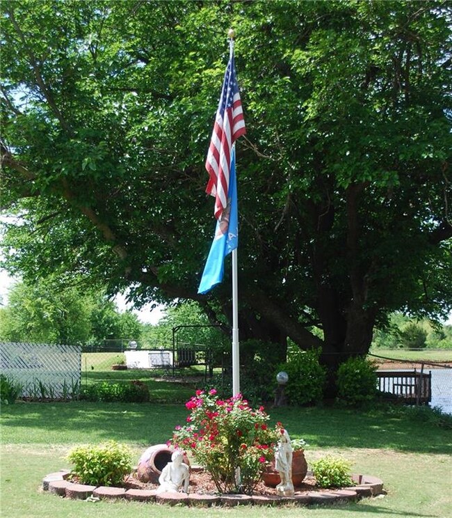 6020 Panda Way, Oklahoma City, OK 73165 - photo 2