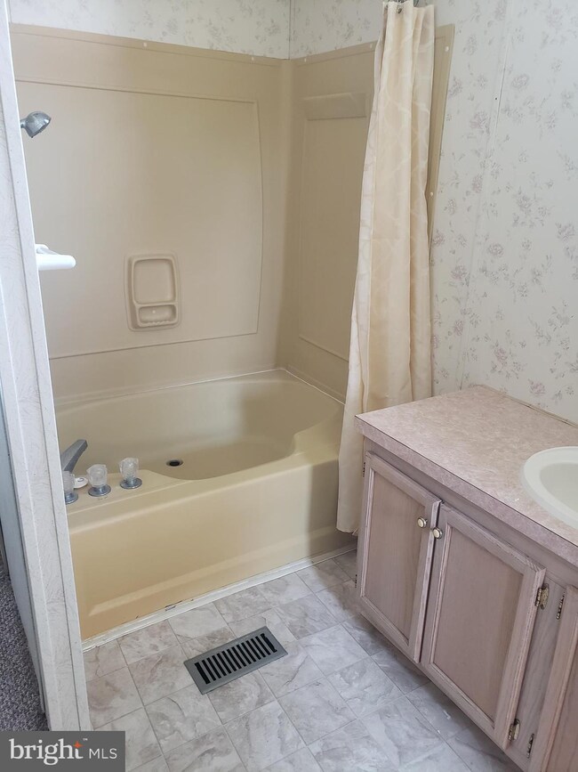 17357 Goddards Ln, Piney Point, MD 20674 - photo 5