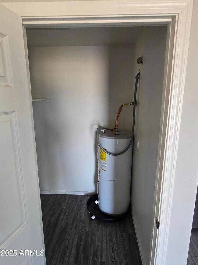 3310 W Jackson St unit 1,2, Phoenix, AZ 85009 - photo 7