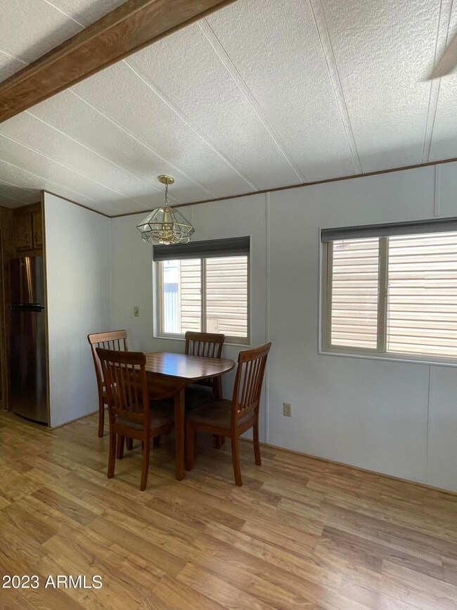 4A13EC7C-8DF7-4DEF-9CDE-22A63E90969A