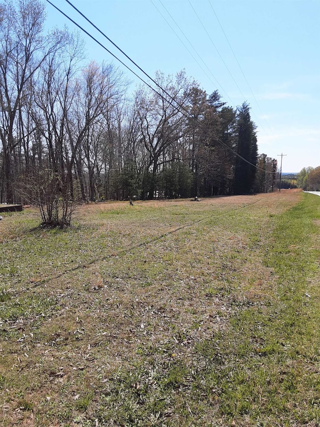 3923 Union Hwy, Gaffney, SC 29340 - photo 2