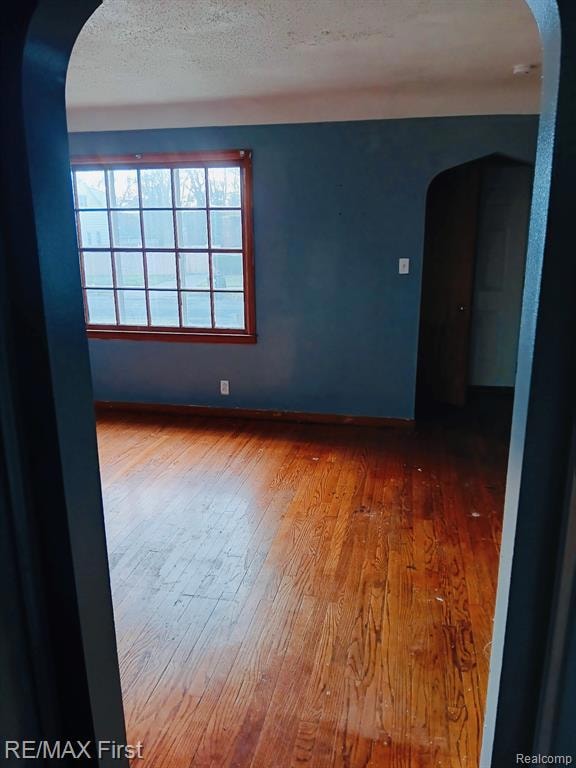 15625 Bringard Dr, Detroit, MI 48205 - photo 5