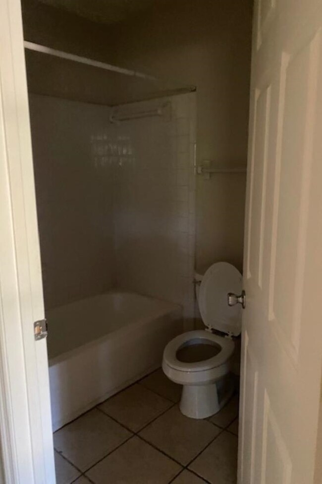 440 E Richview Cir, Tallahassee, FL 32301 - photo 7