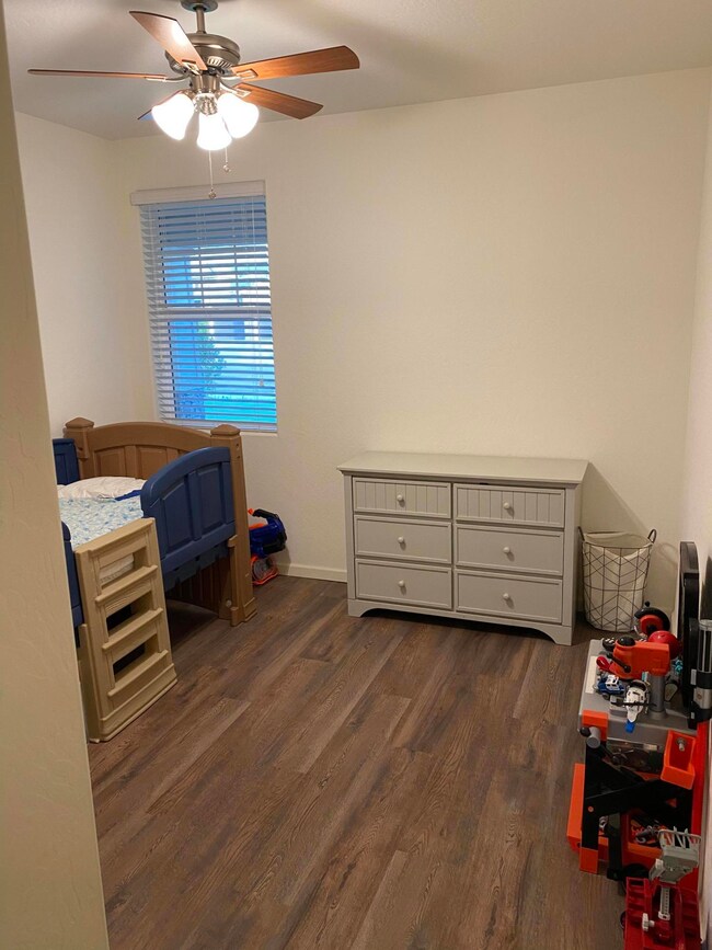 EE41BF19-1607-42DC-B760-5D1770BF872E