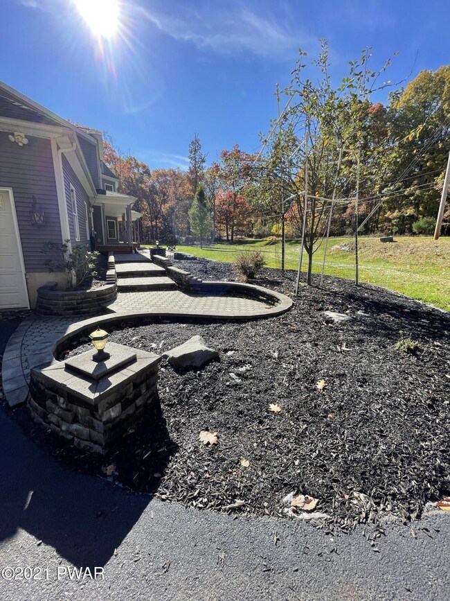 123 Indian Trail Rd, Milford, PA 18337 - photo 3