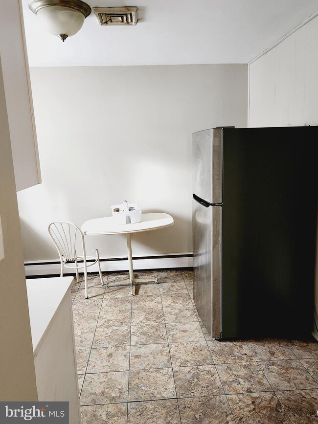 2973 Woodland Rd, Willow Grove, PA 19090 - photo 6