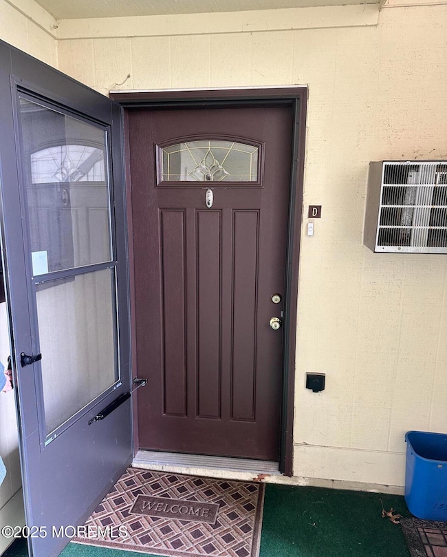 153 Cross Slope Ct unit D, Manalapan, NJ 07726 - photo 2