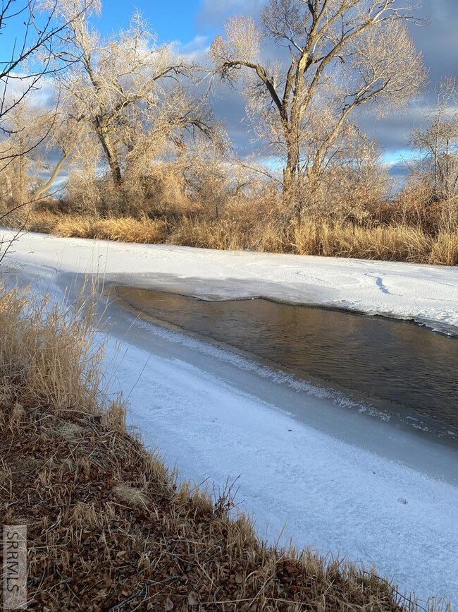 TBD S 500 W unit Par 2, Blackfoot, ID 83221 - photo 2