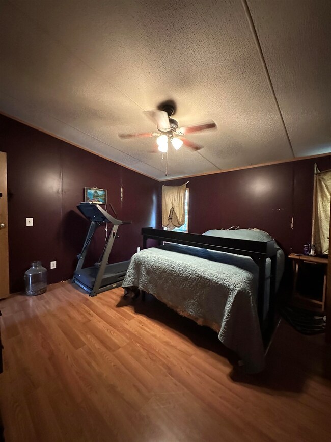 24 Avery Cir, Winchester, NH 03470 - photo 5