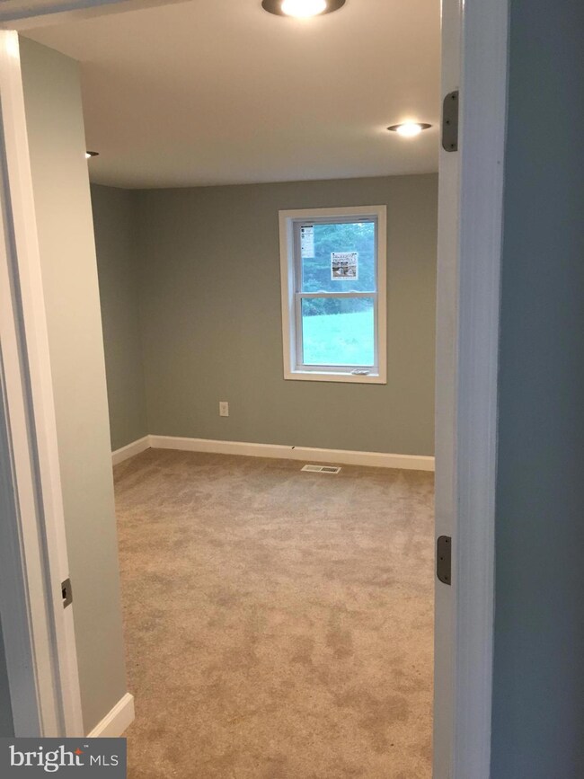 450 Raven Rd, Stafford, VA 22554 - photo 6