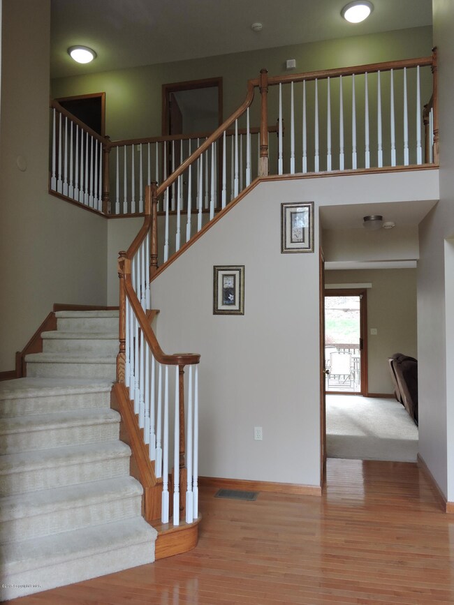 106 Osprey Ct, East Stroudsburg, PA 18301 - photo 6