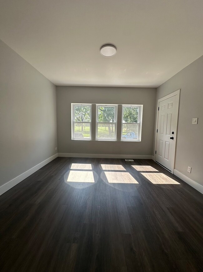 3213 S Keeler Ave, Chicago, IL 60623 - photo 6