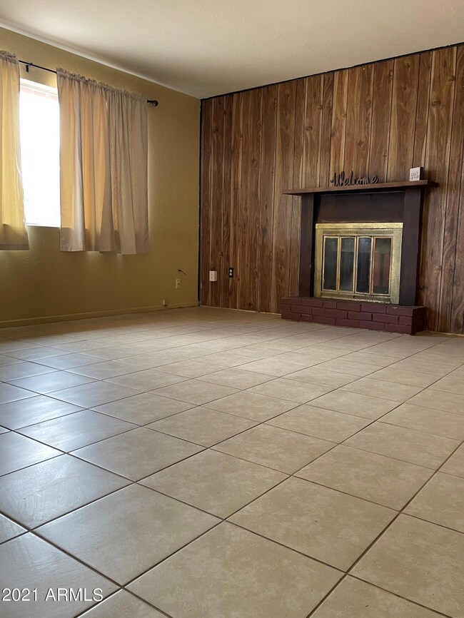 Living room pic 2