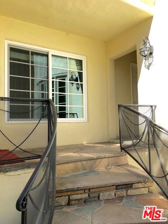 1844 El Cerrito Place unit 1, Los Angeles, CA 90068 - photo 5