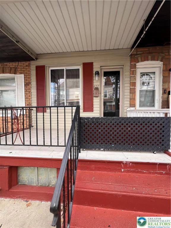 422 N Fulton St, Allentown, PA 18102 - photo 3