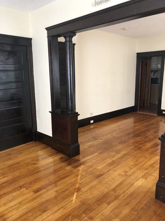 101 Arthur St, Worcester, MA 01604 - photo 5