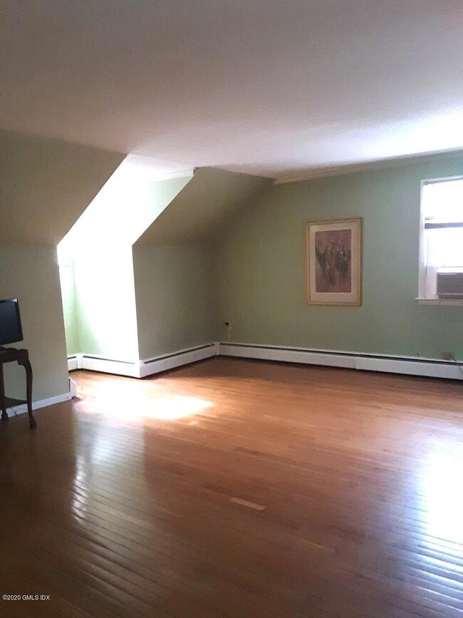 6 Salem St unit 2, Cos Cob, CT 06807 - photo 5