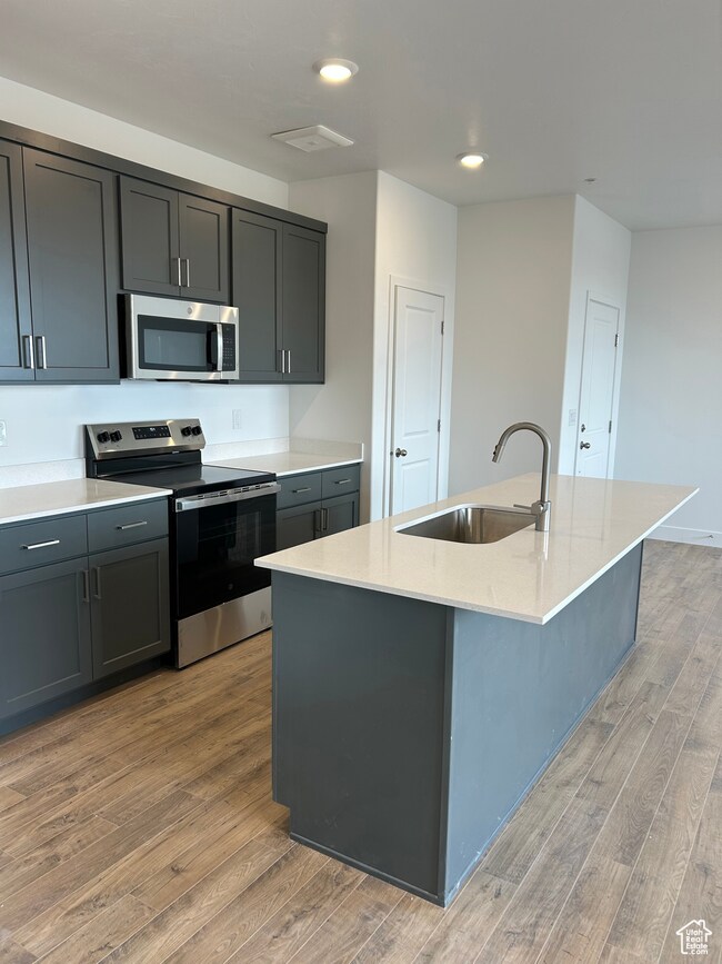 858 S 200 E unit 3 303, Spanish Fork, UT 84660 - photo 2