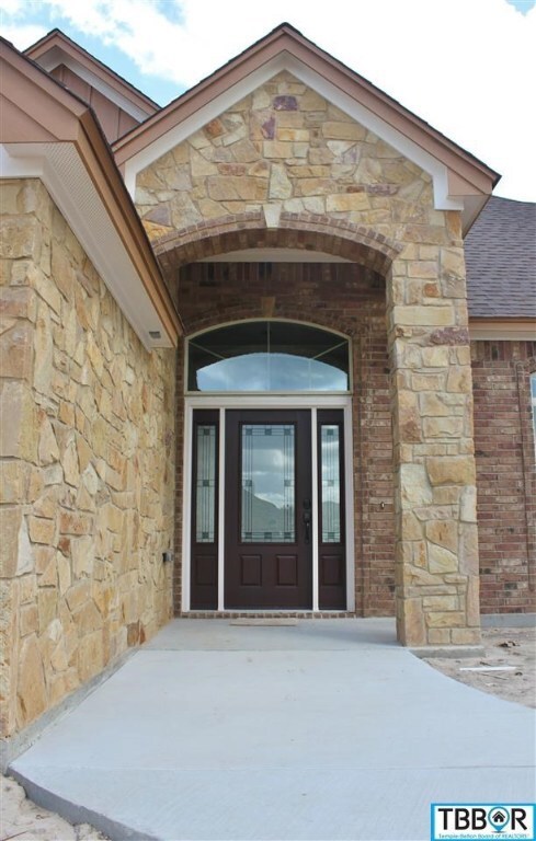 1611 S Pea Ridge Rd, Temple, TX 76502 - photo 2