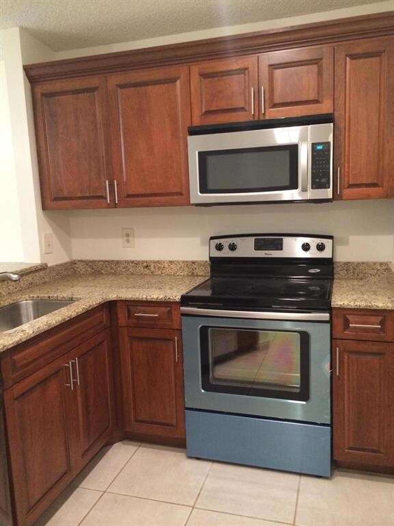 22279 kitchen 2