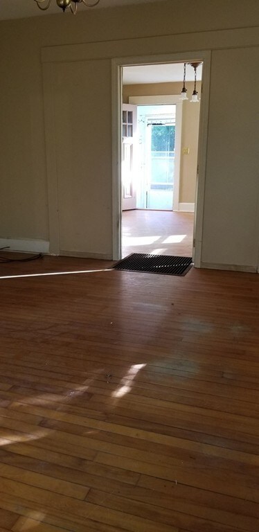 866 Pleasant St, Rochdale, MA 01542 - photo 4