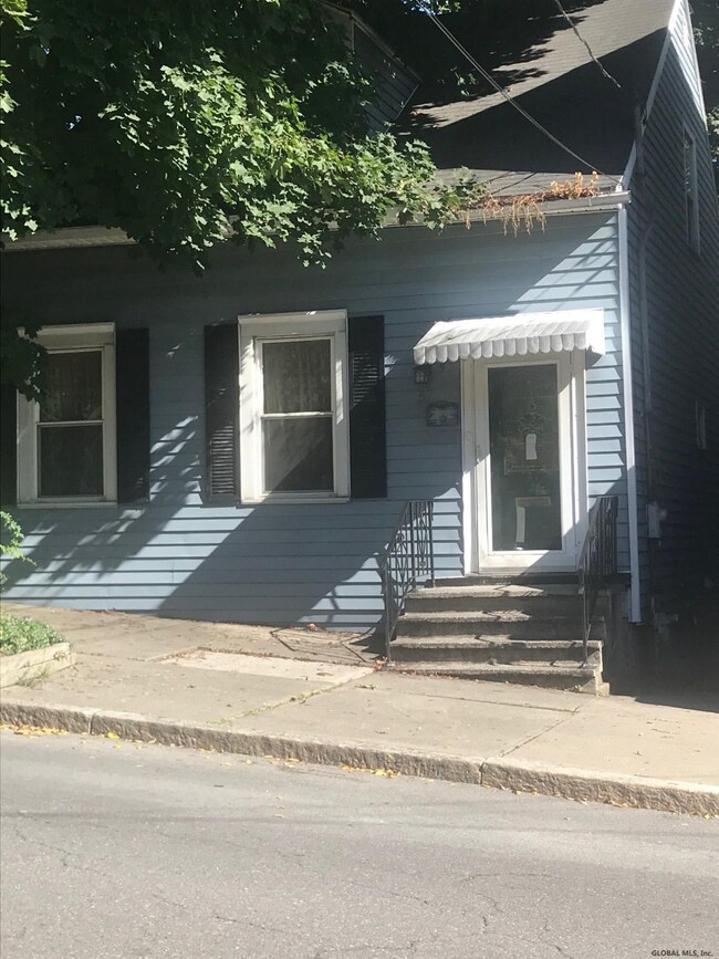 57 Mccarty Ave, Albany, NY 12202 - photo 2